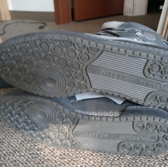 adidas forum - Picture 3 of 6